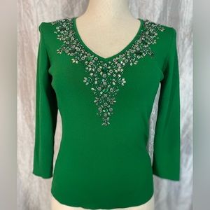 Ruby Rd. Bright green beaded neck line rayon & nylon blouse M💚